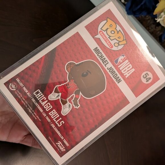 O1 FUNKO POP Michael Jordan (Collectible) - Picture 4 of 5